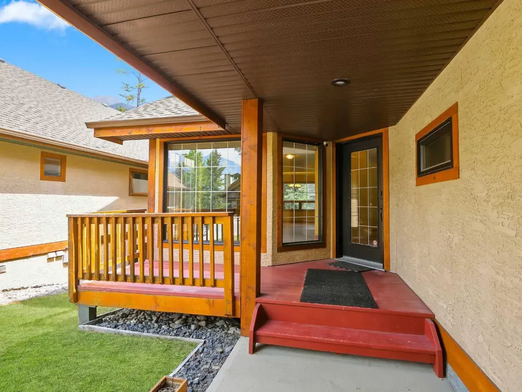 2 Terrace Place Canmore AB T1W2Y3