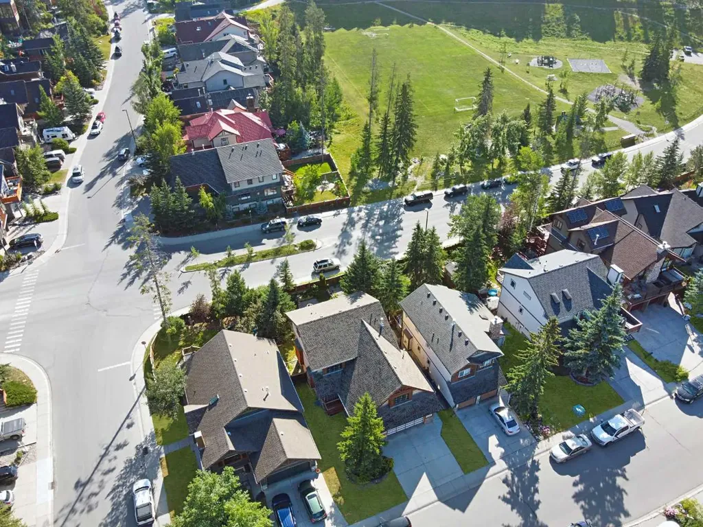 2 Terrace Place Canmore AB T1W2Y3