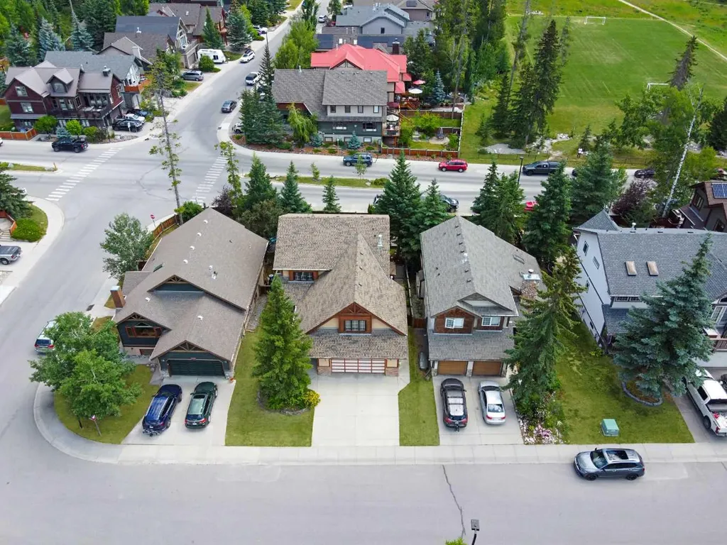 2 Terrace Place Canmore AB T1W2Y3