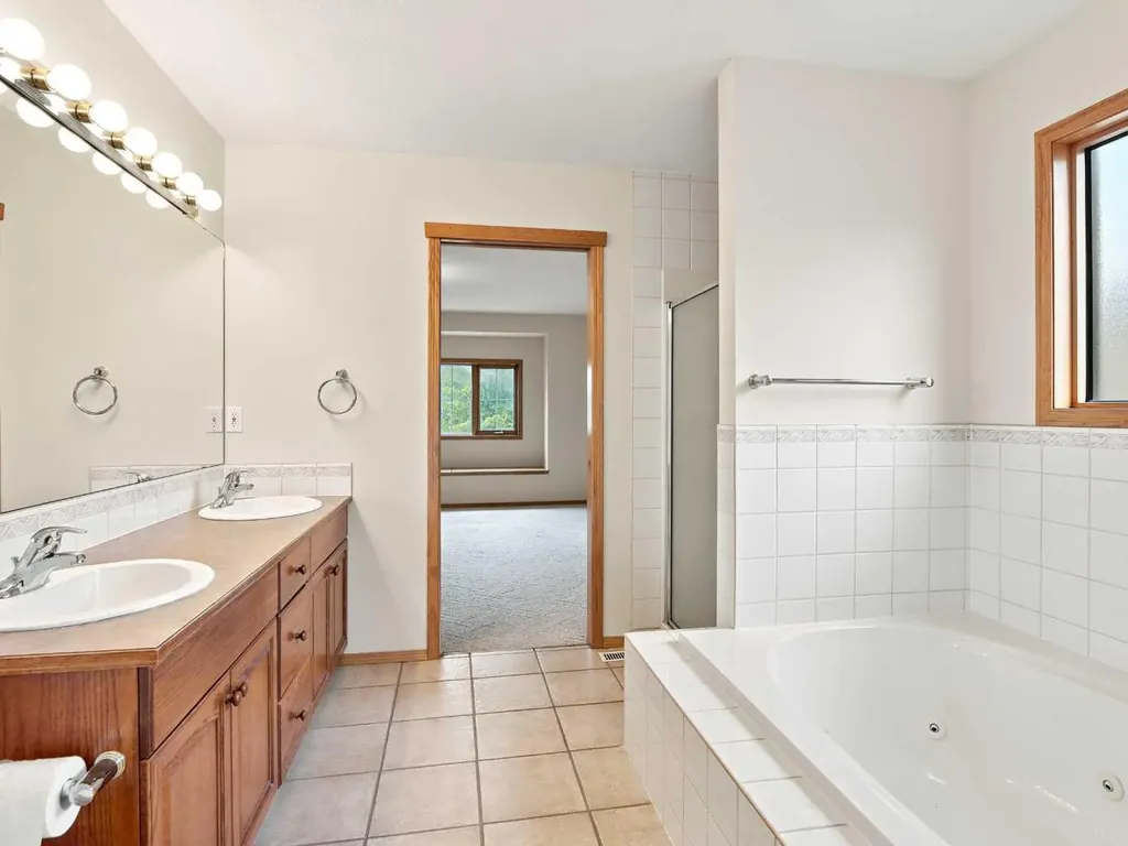2 Terrace Place Canmore AB T1W2Y3