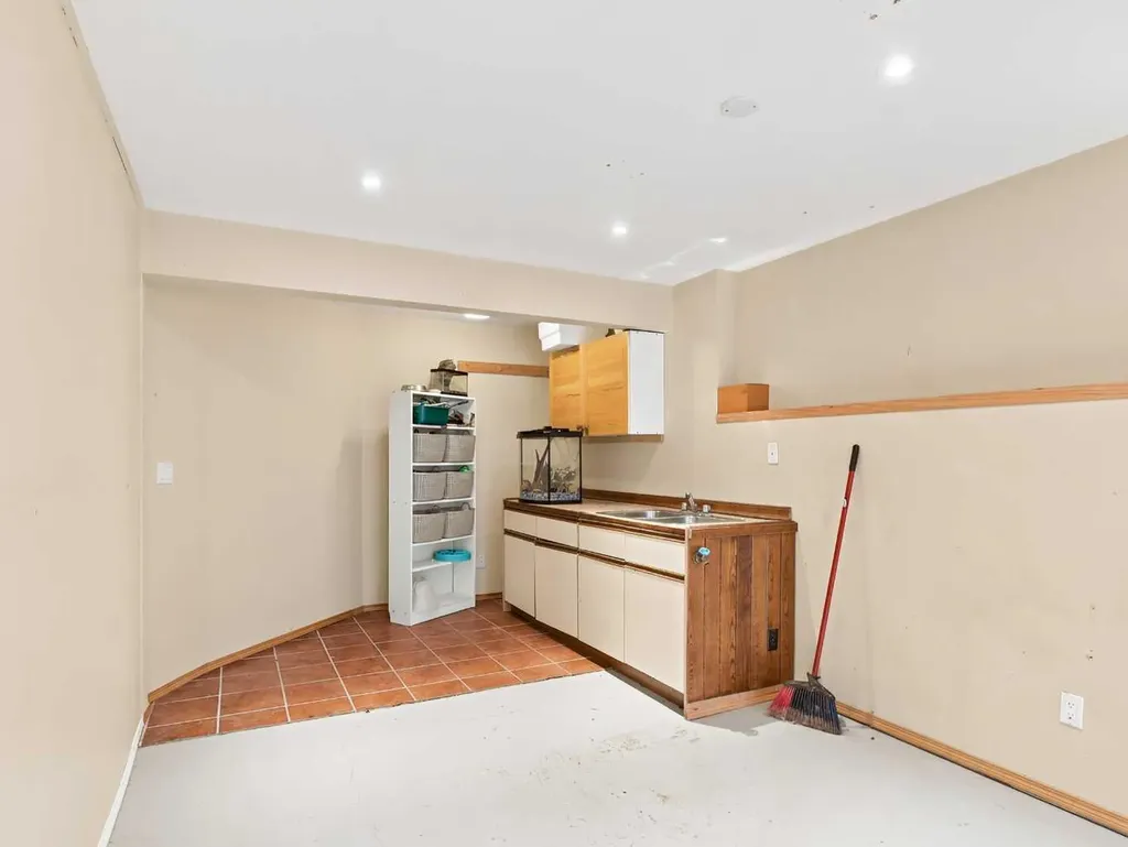 2 Terrace Place Canmore AB T1W2Y3