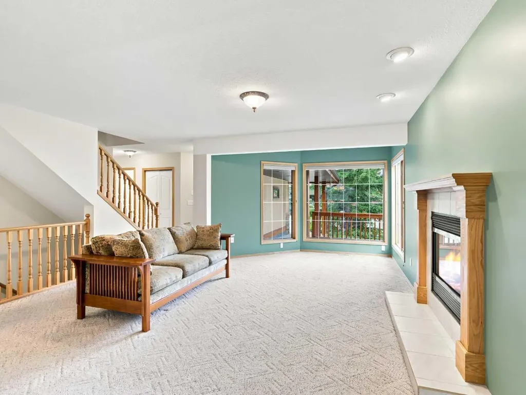 2 Terrace Place Canmore AB T1W2Y3