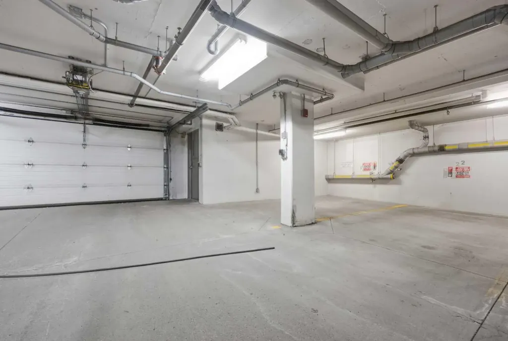 1920 11 Avenue SW Calgary AB T3C0N8