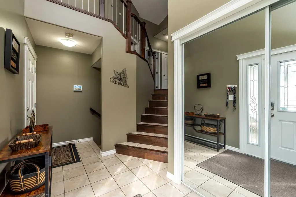 7213 40 Street Lloydminster AB T9V 2K4