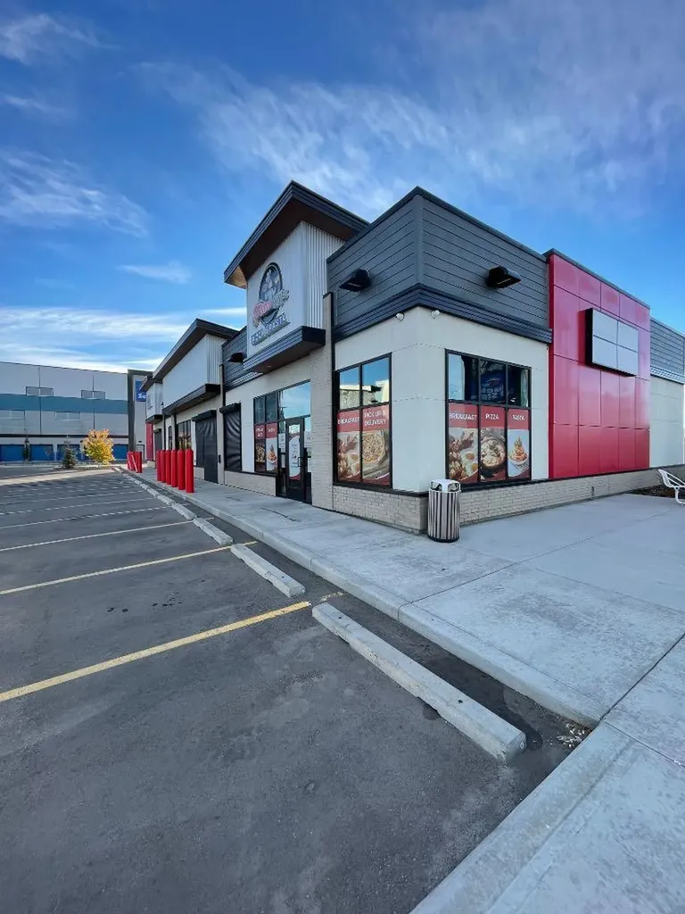 5335 Dufferin Boulevard SE Calgary AB T2C5R9