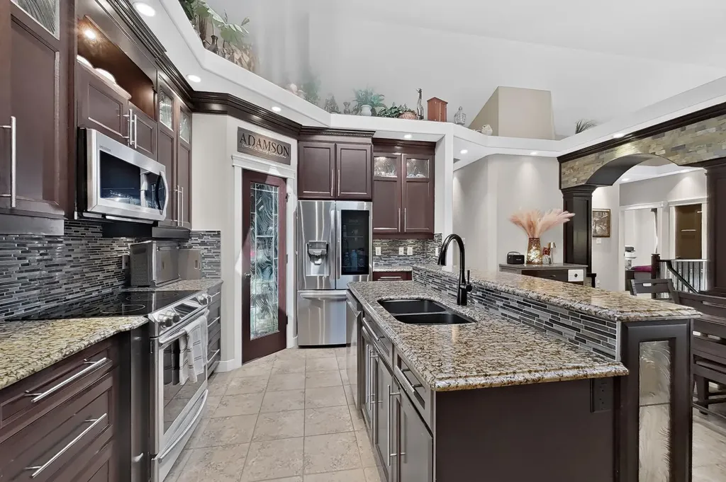 250 Riverstone Boulevard W Lethbridge AB T1K 5P3