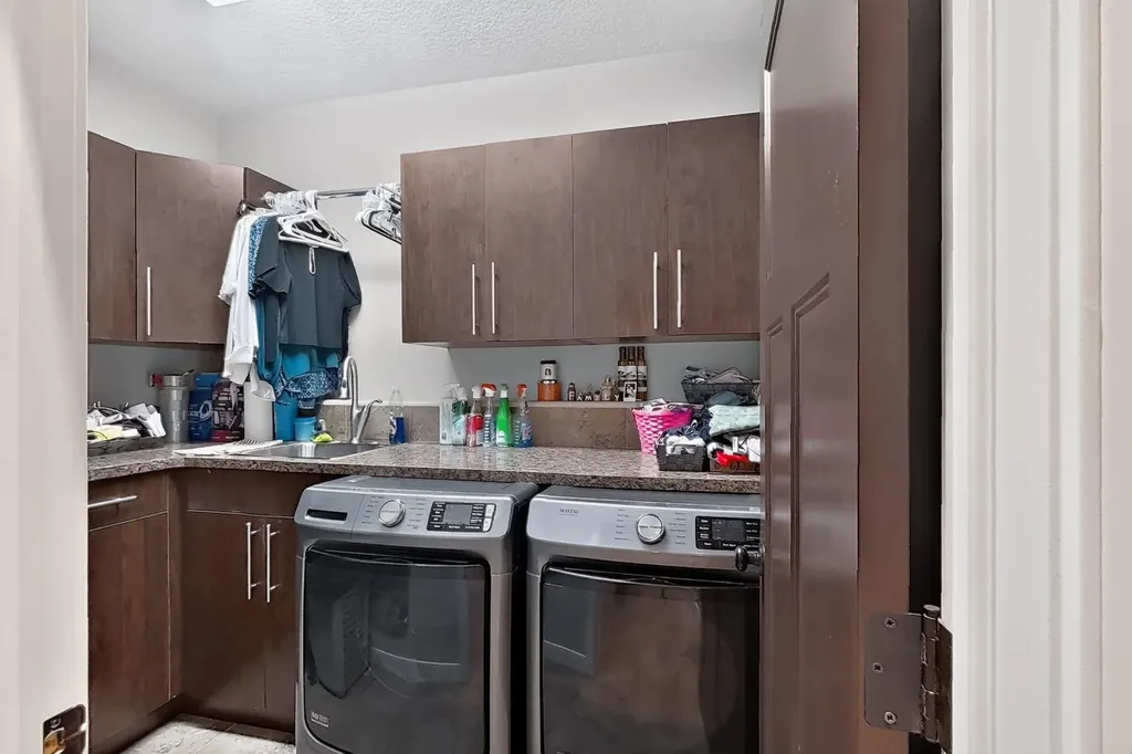 250 Riverstone Boulevard W Lethbridge AB T1K 5P3