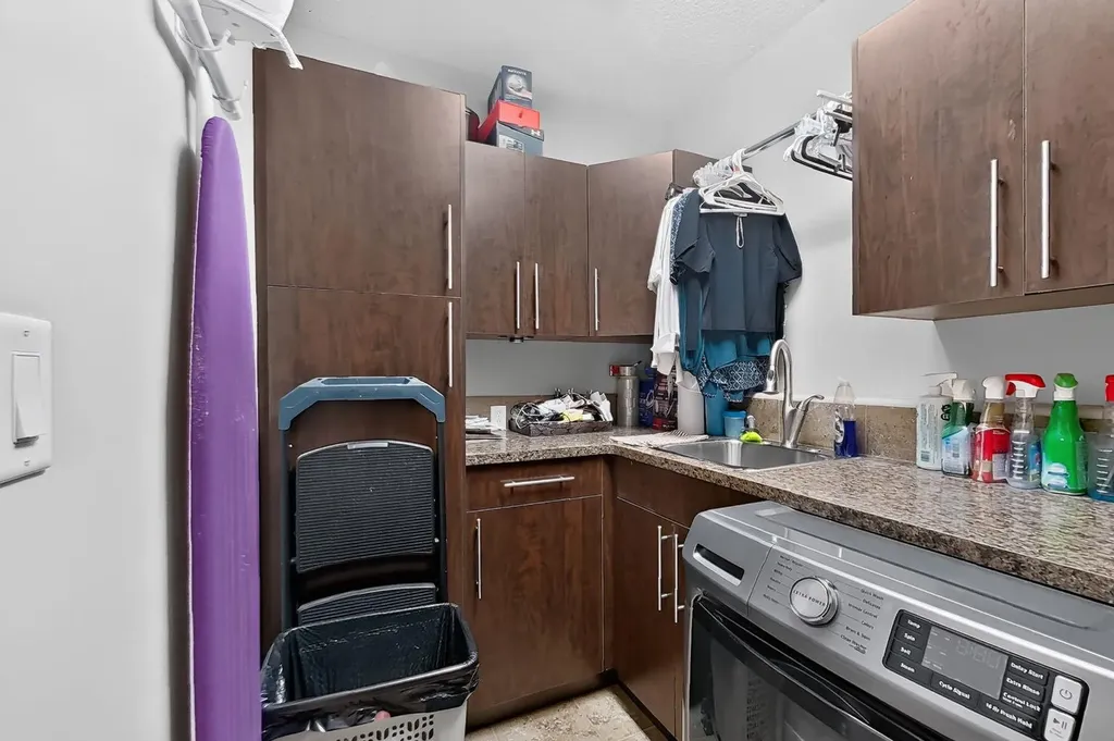 250 Riverstone Boulevard W Lethbridge AB T1K 5P3