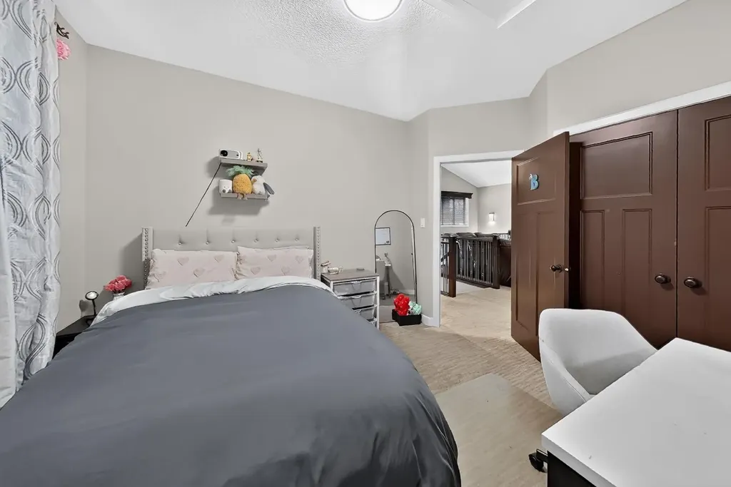 250 Riverstone Boulevard W Lethbridge AB T1K 5P3