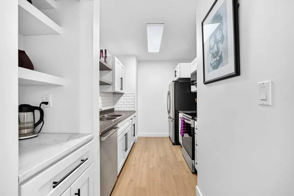 109 Stanley Avenue Okotoks AB T1S 1H8