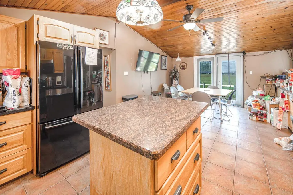 33076 Township Road 243 Rural Rocky View County AB T3Z 2M6