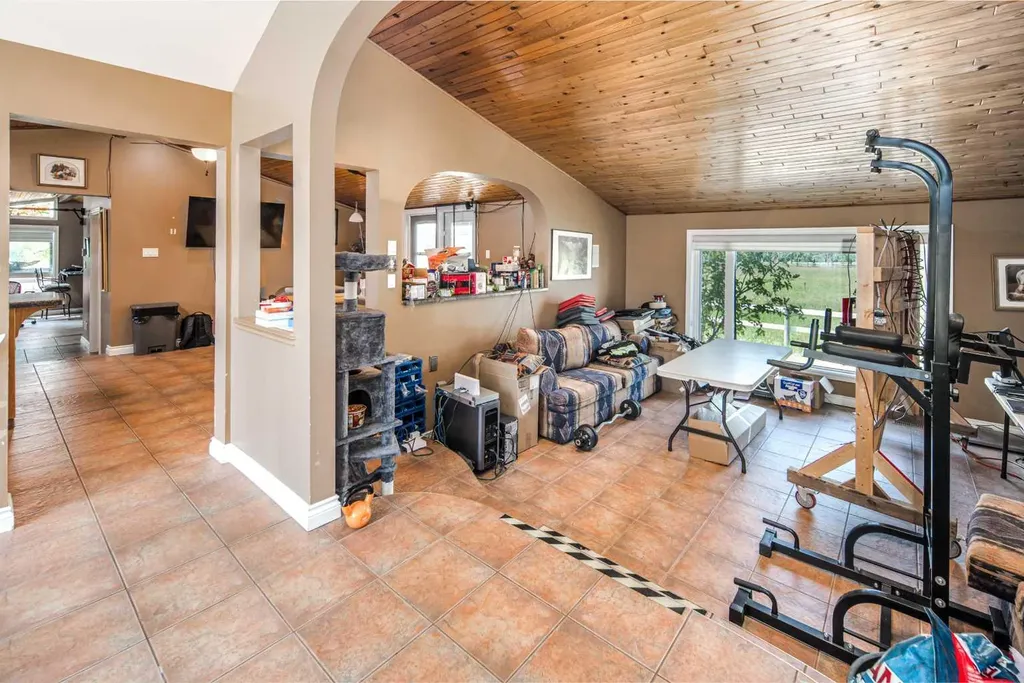 33076 Township Road 243 Rural Rocky View County AB T3Z 2M6