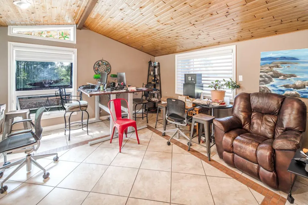 33076 Township Road 243 Rural Rocky View County AB T3Z 2M6