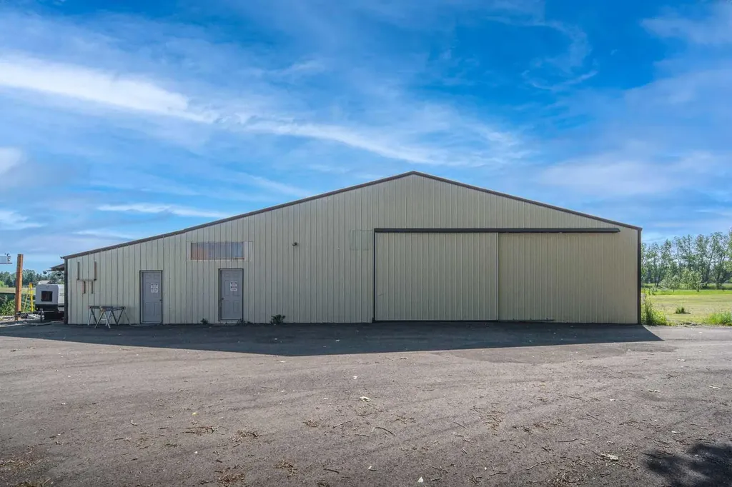33076 Township Road 243 Rural Rocky View County AB T3Z 2M6