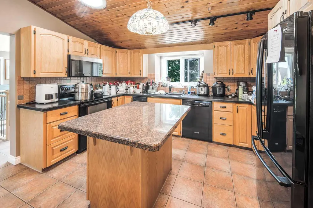 33076 Township Road 243 Rural Rocky View County AB T3Z 2M6