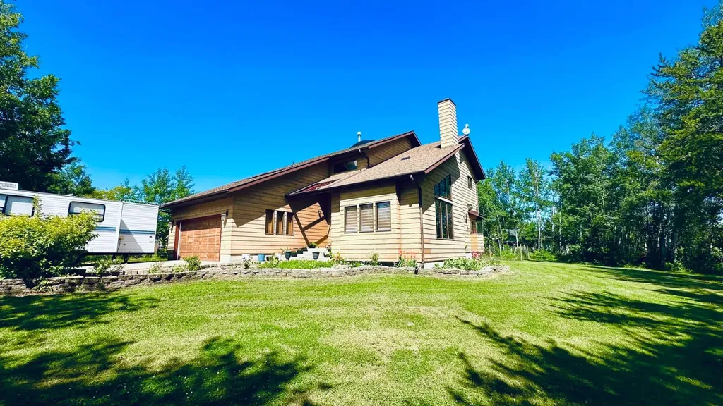 13379 Twp Road 670 ( 101 John's Drive) Township Lac La Biche AB T0A 2C1
