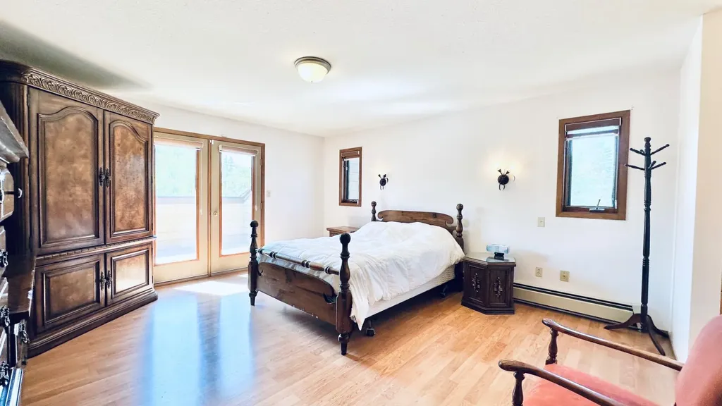 13379 Twp Road 670 ( 101 John's Drive) Township Lac La Biche AB T0A 2C1