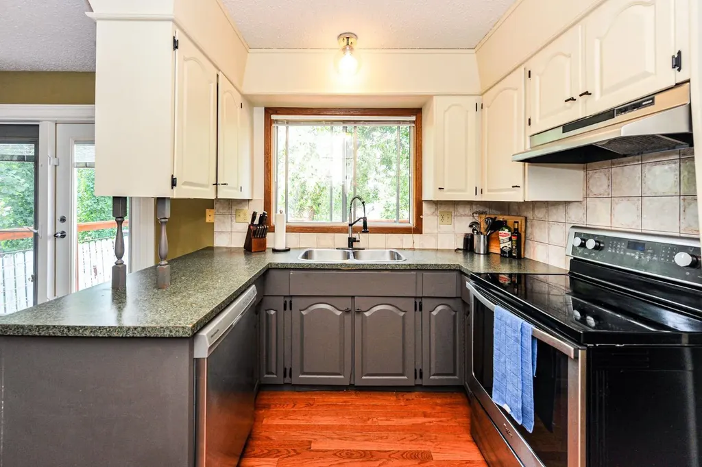 68 Elliott Drive Camrose AB T4V 3X7