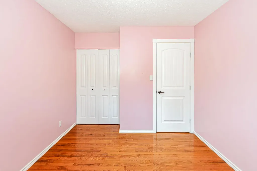 68 Elliott Drive Camrose AB T4V 3X7