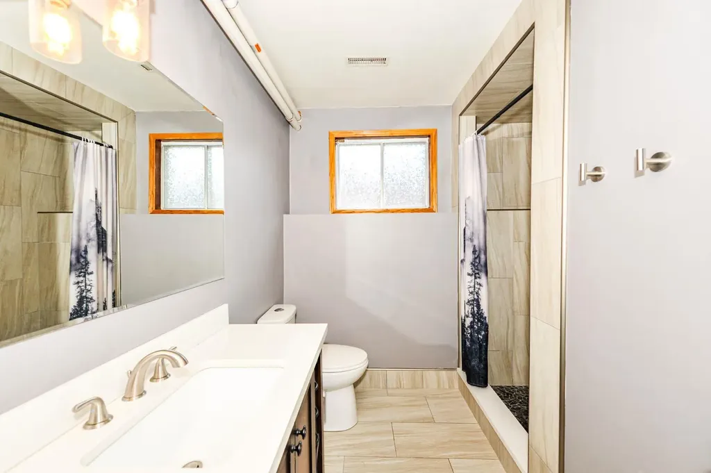 68 Elliott Drive Camrose AB T4V 3X7