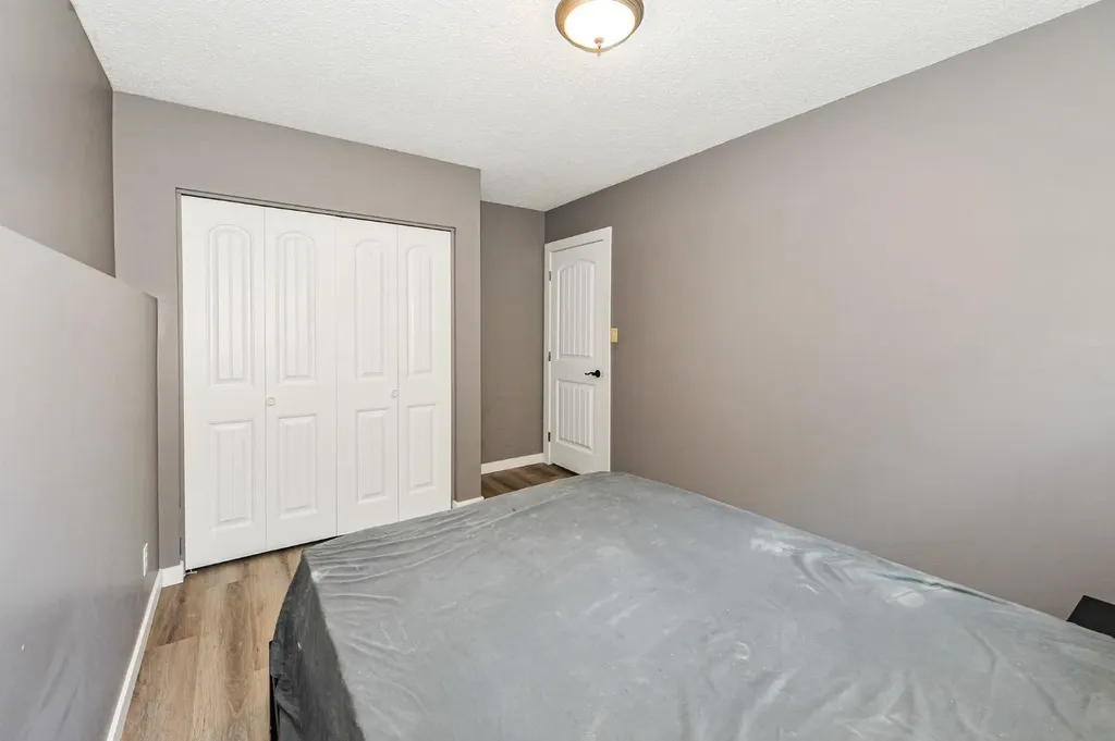 68 Elliott Drive Camrose AB T4V 3X7
