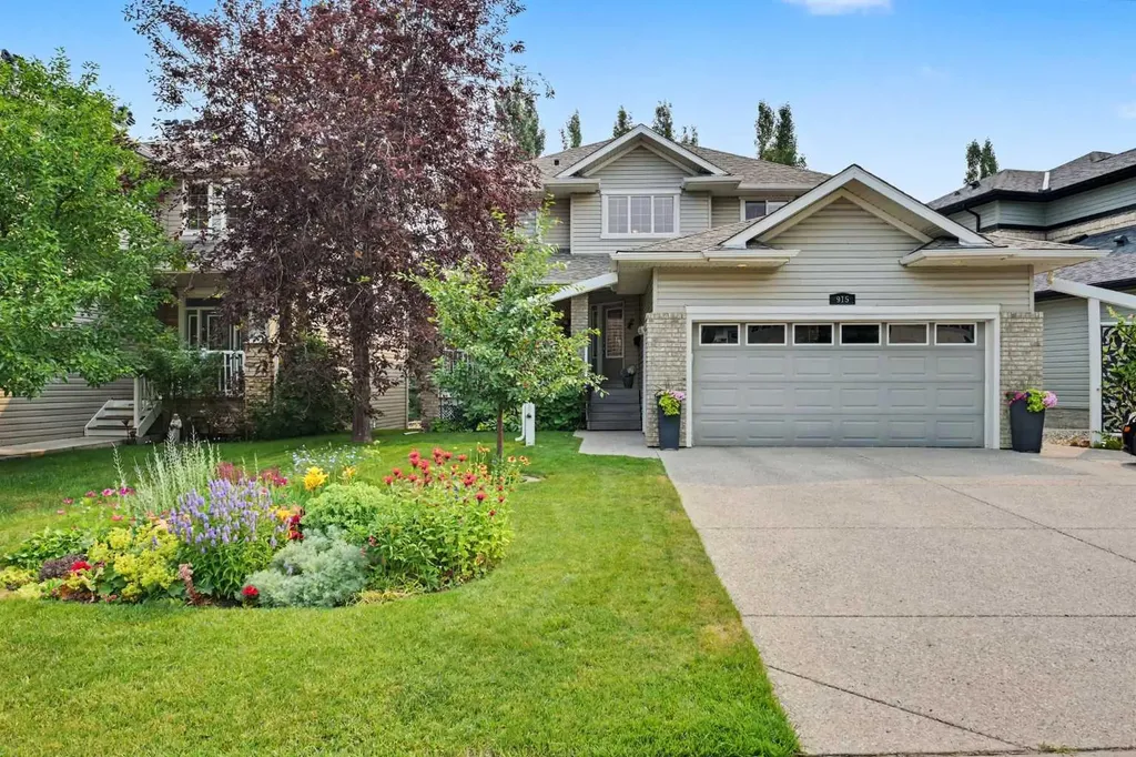 915 Coopers Drive SW Airdrie AB T4B 2W3