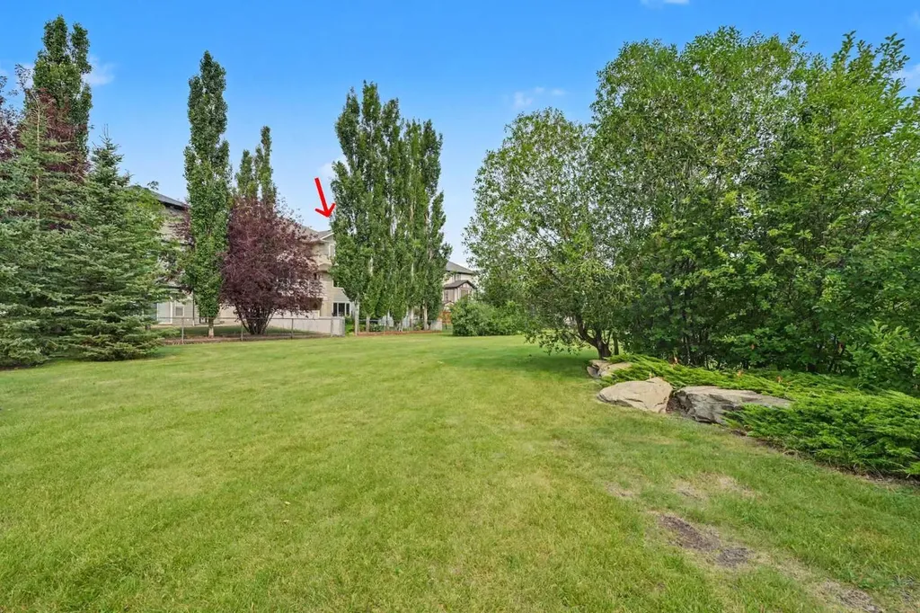 915 Coopers Drive SW Airdrie AB T4B 2W3