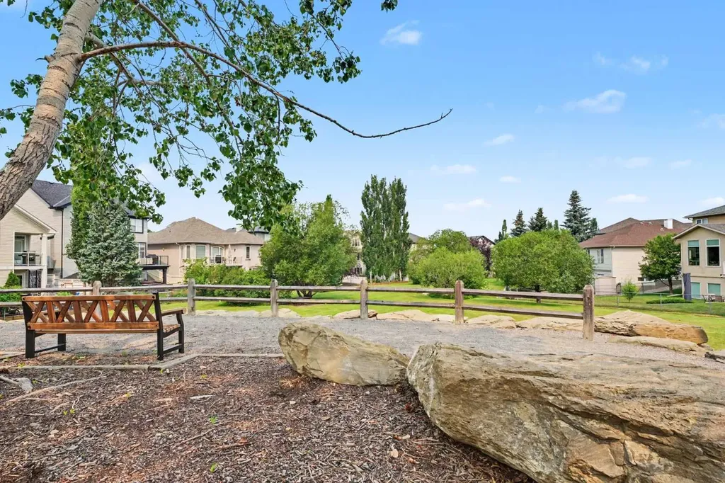 915 Coopers Drive SW Airdrie AB T4B 2W3