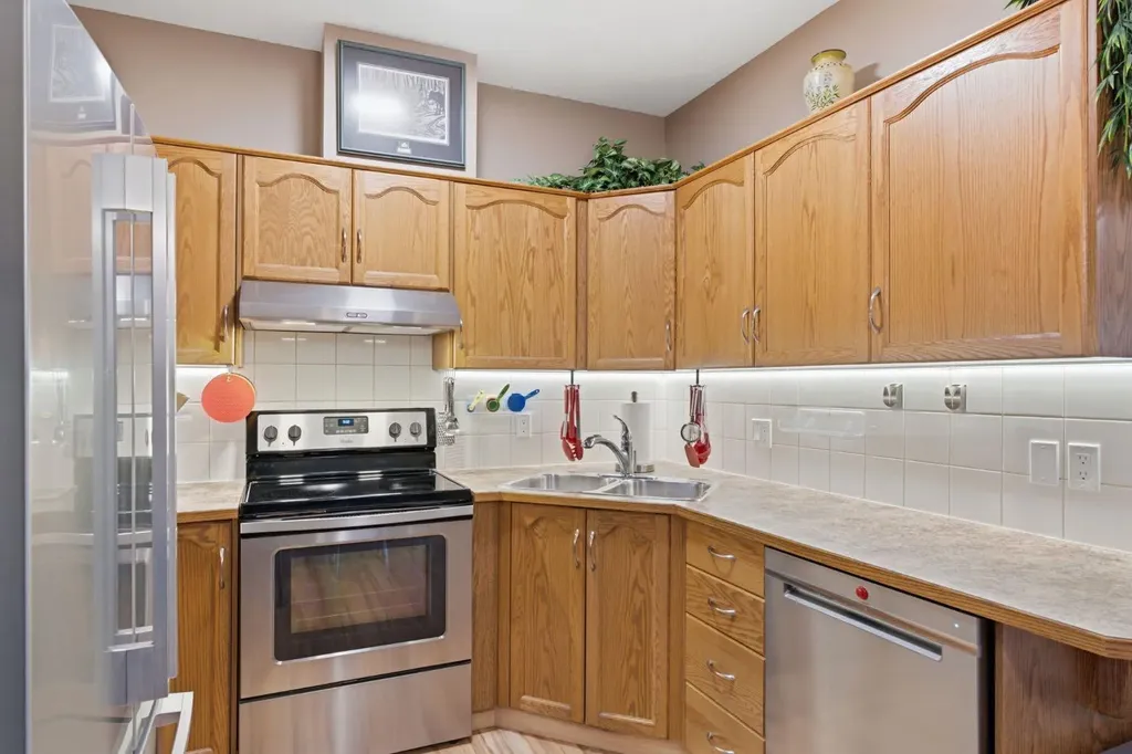 72 Quigley Drive Cochrane AB T4C 2K6
