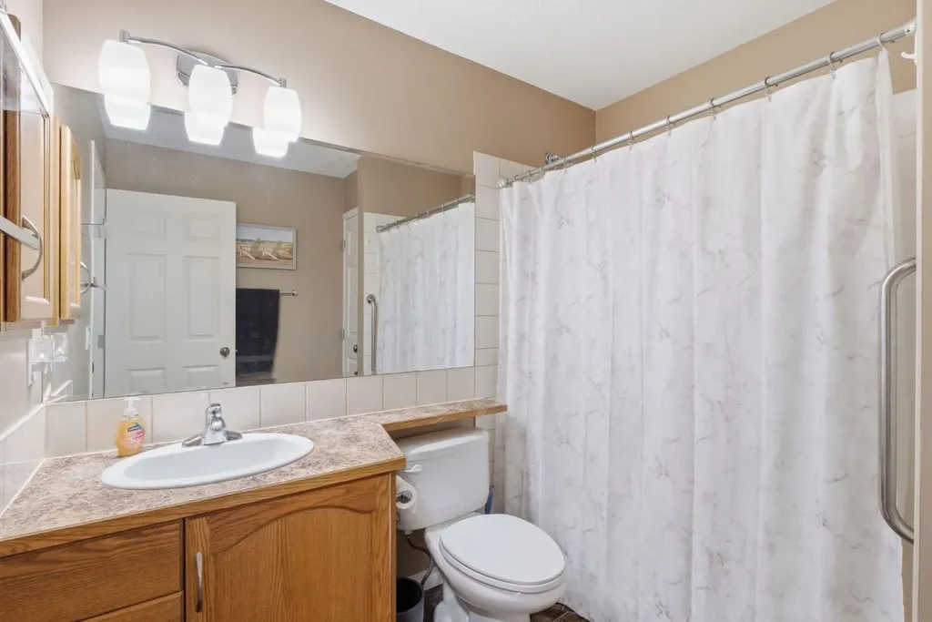 72 Quigley Drive Cochrane AB T4C 2K6