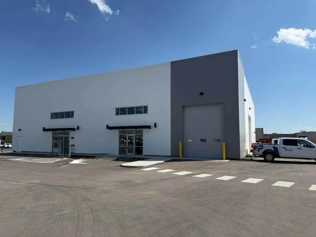 410 36 Street N Lethbridge AB T1H 5C3