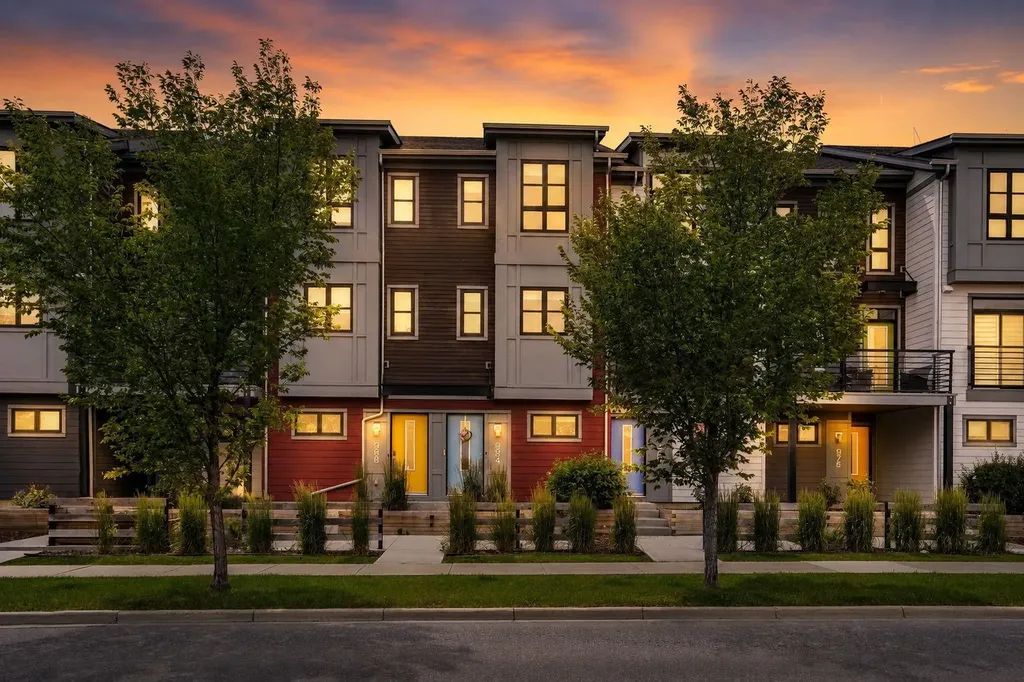 984 Walden Drive SE Calgary AB T2X 4C4