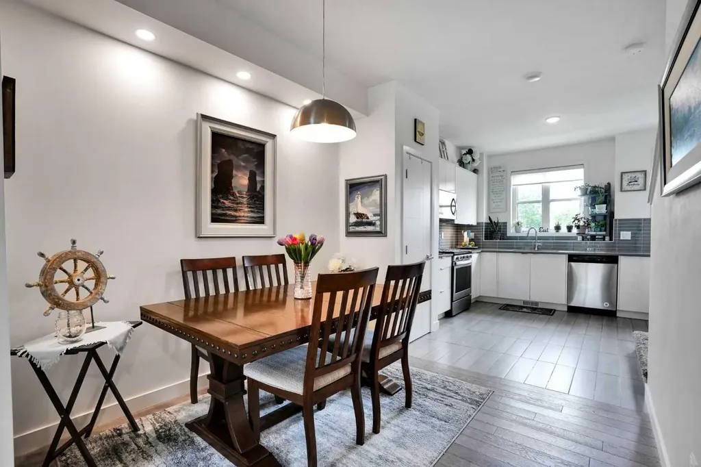 984 Walden Drive SE Calgary AB T2X 4C4