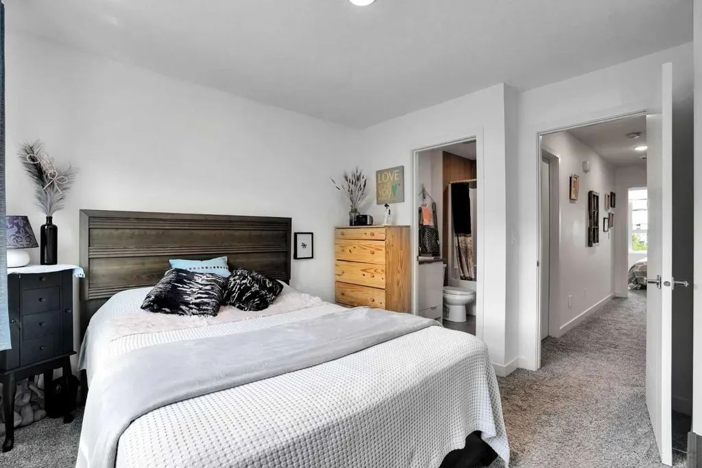 984 Walden Drive SE Calgary AB T2X 4C4