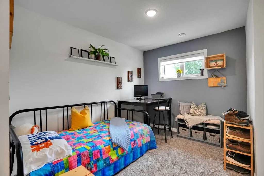 984 Walden Drive SE Calgary AB T2X 4C4