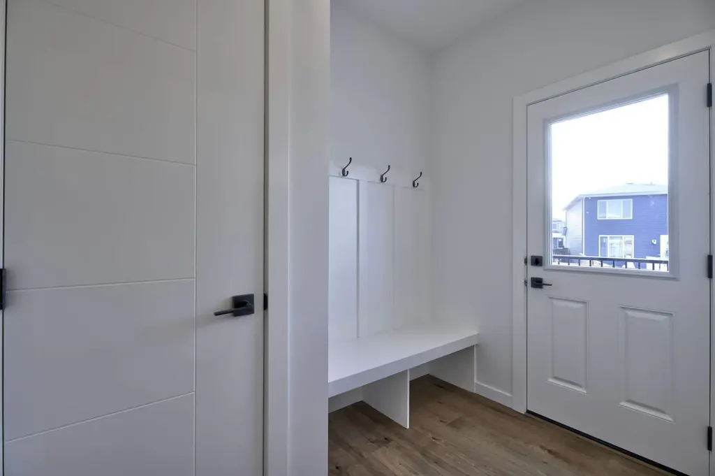 45 Legacy Point Terrace SE Calgary AB T2X 6R9