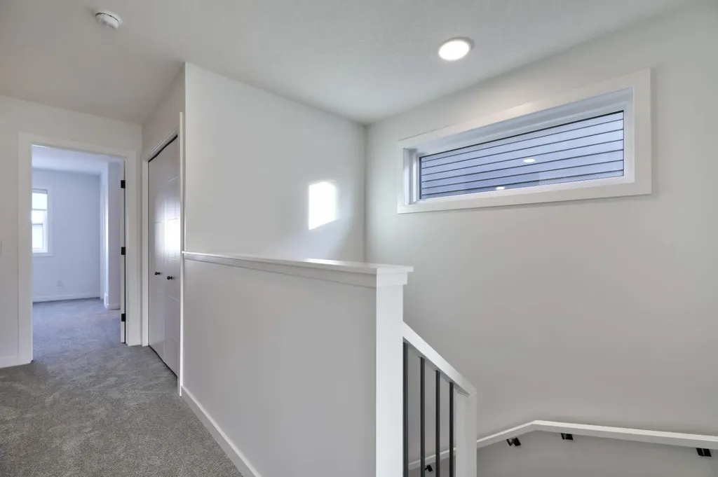 45 Legacy Point Terrace SE Calgary AB T2X 6R9