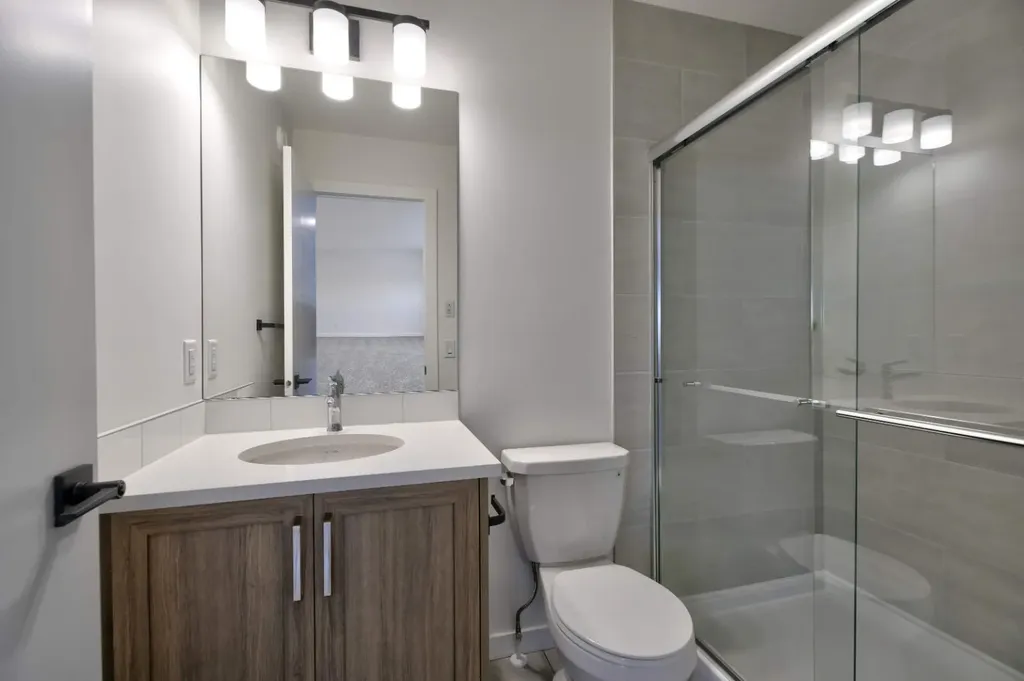 45 Legacy Point Terrace SE Calgary AB T2X 6R9