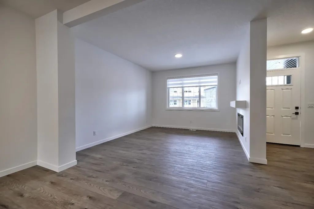 45 Legacy Point Terrace SE Calgary AB T2X 6R9