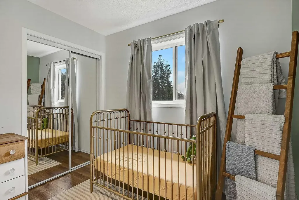 9329 69 Avenue Grande Prairie AB T8V 6T3
