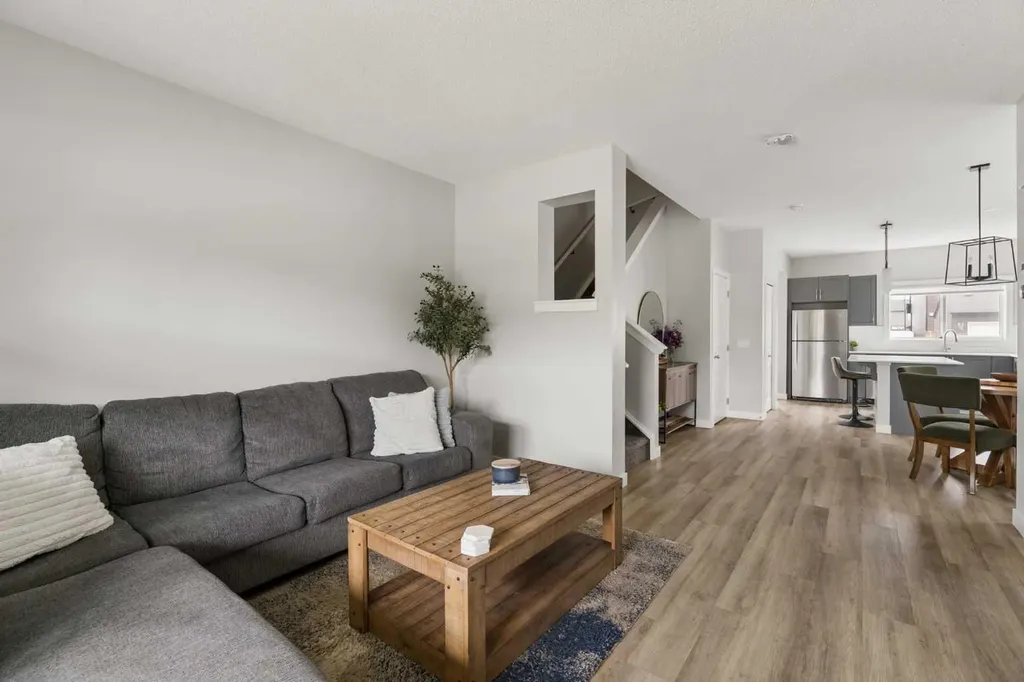 12 Wolf Creek Drive SE Calgary AB T2X4W9