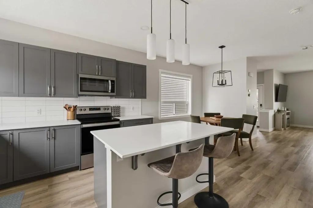 12 Wolf Creek Drive SE Calgary AB T2X4W9