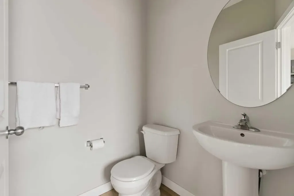 12 Wolf Creek Drive SE Calgary AB T2X4W9
