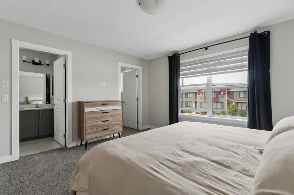 12 Wolf Creek Drive SE Calgary AB T2X4W9