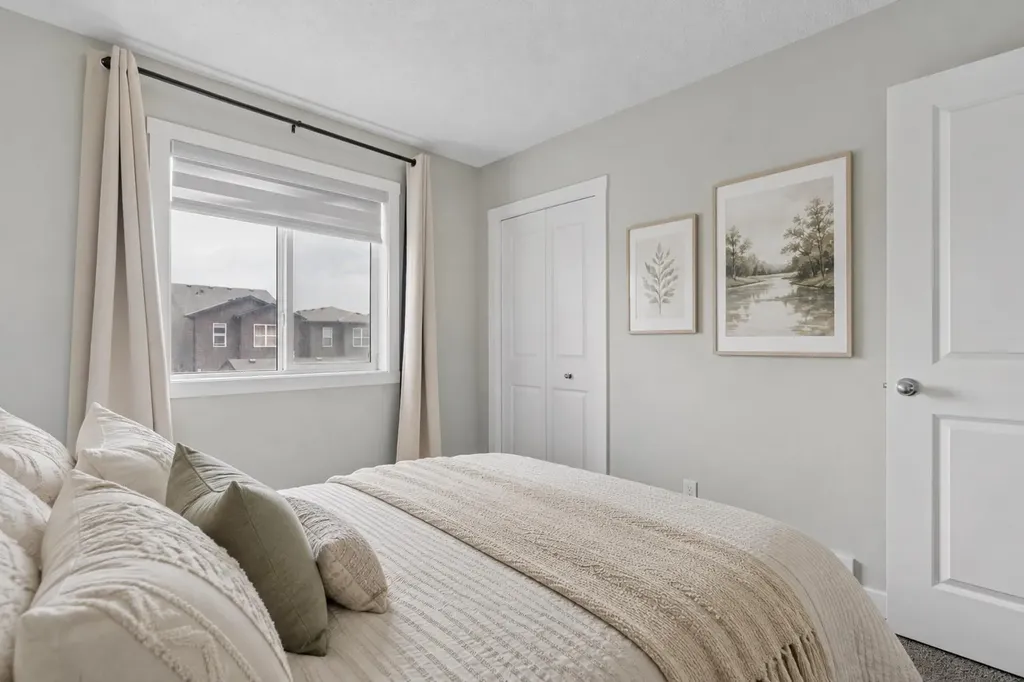 12 Wolf Creek Drive SE Calgary AB T2X4W9