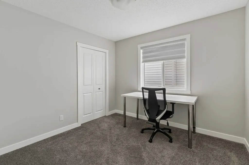 12 Wolf Creek Drive SE Calgary AB T2X4W9
