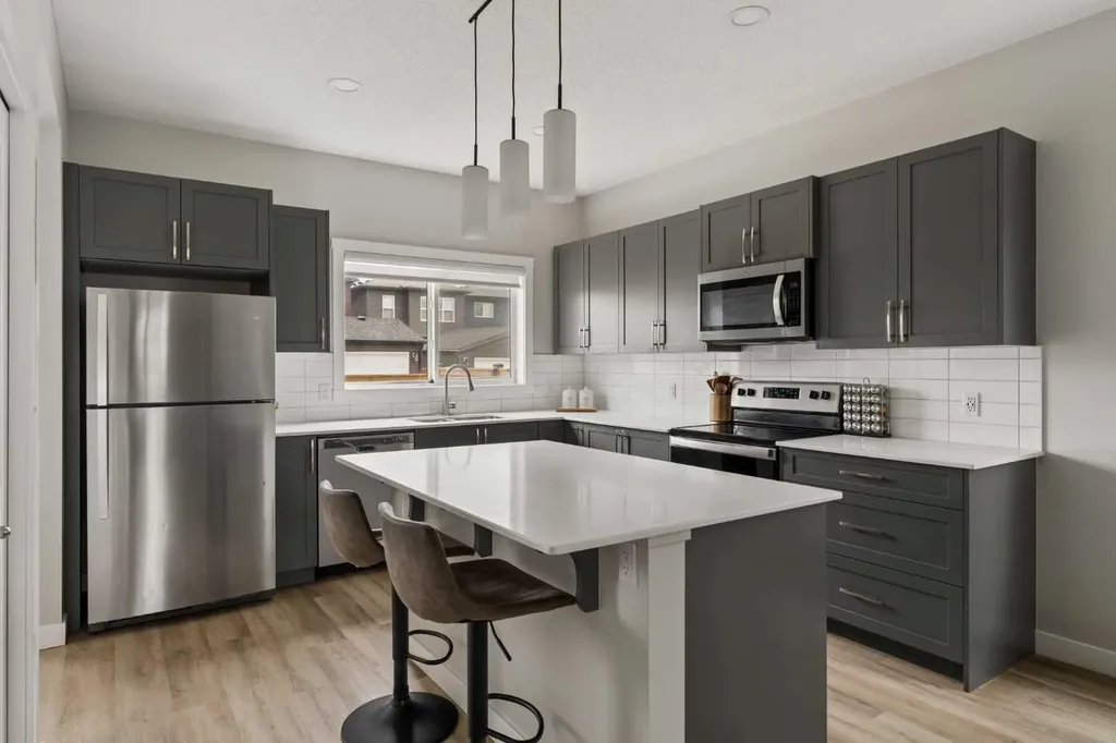 12 Wolf Creek Drive SE Calgary AB T2X4W9