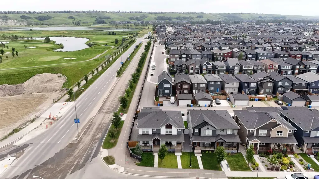 12 Wolf Creek Drive SE Calgary AB T2X4W9