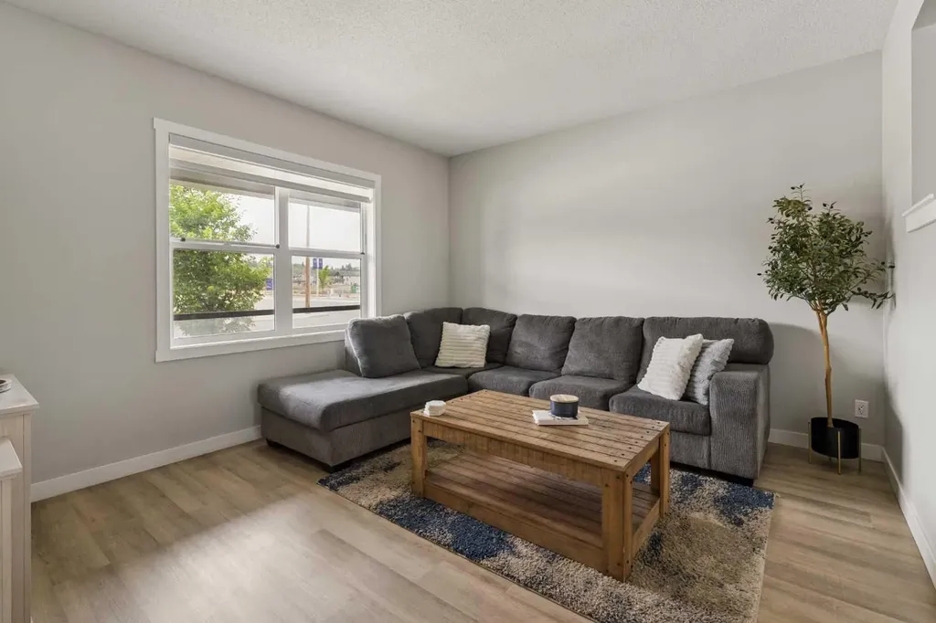 12 Wolf Creek Drive SE Calgary AB T2X4W9