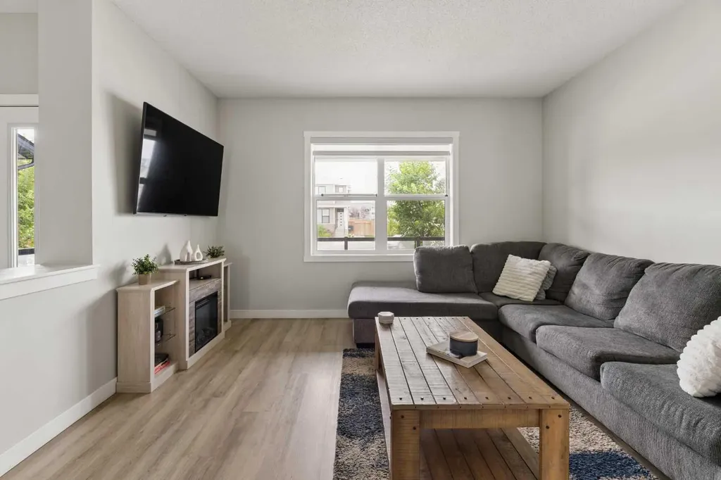 12 Wolf Creek Drive SE Calgary AB T2X4W9